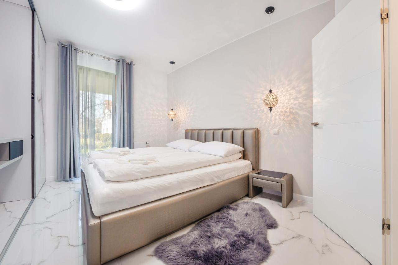 Luxury Long Island Suite Gdansk Bagian luar foto