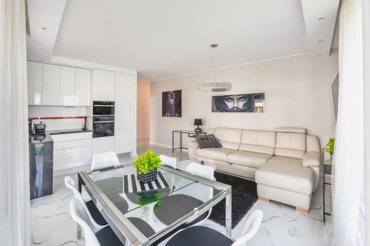 Luxury Long Island Suite Gdansk Bagian luar foto