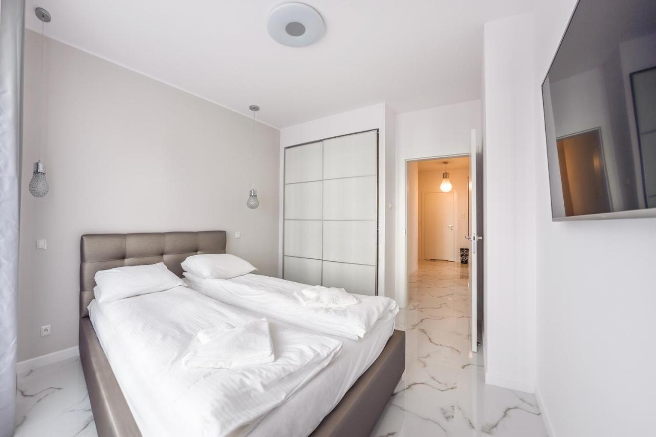 Luxury Long Island Suite Gdansk Bagian luar foto