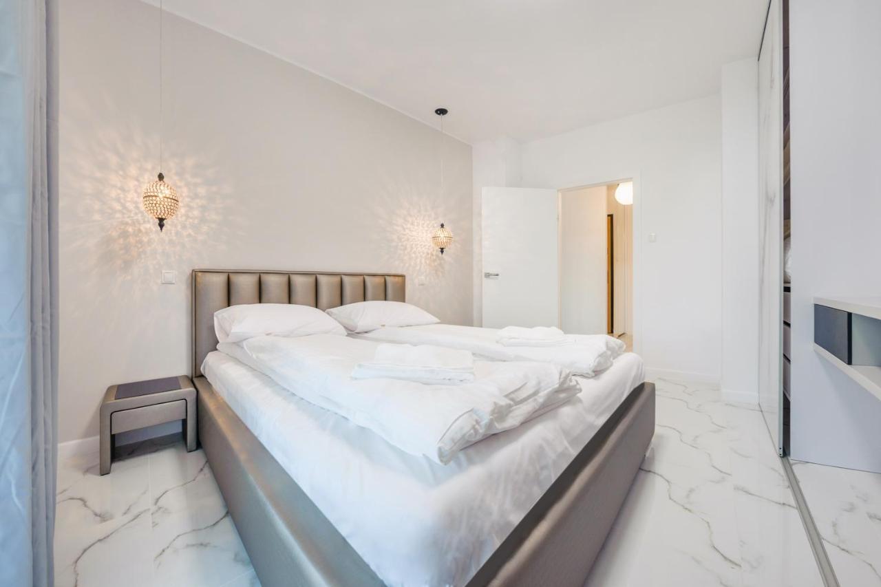 Luxury Long Island Suite Gdansk Bagian luar foto