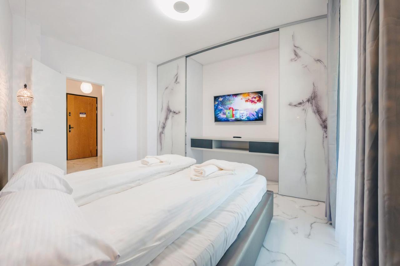 Luxury Long Island Suite Gdansk Bagian luar foto